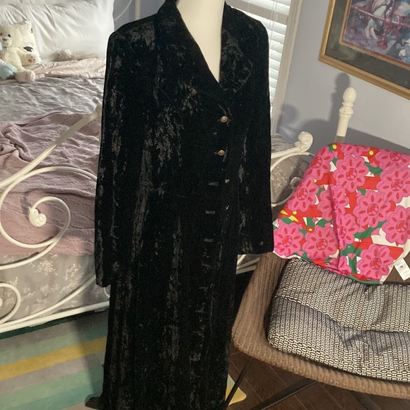 Womens Black Jacket, Holt Renfrew Studio, rare and elegant! - Picture 2 of 6